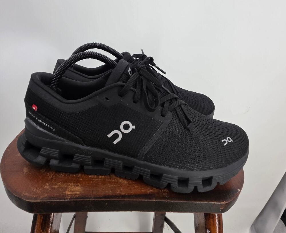 On Cloud Cloud X 4 Sneaker Black On Black Women's Sneakers Size 10